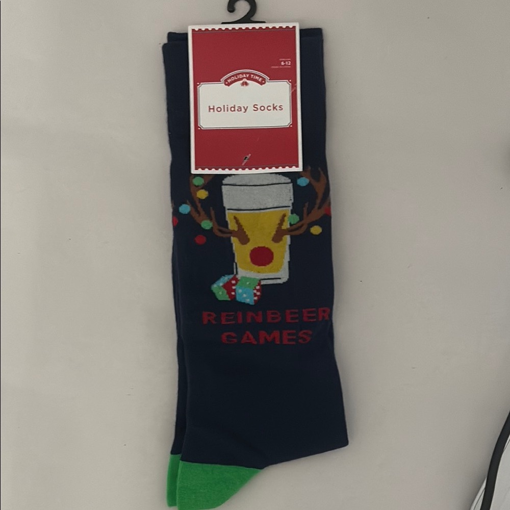 NWT novelty holiday socks “Reinbeer games” size: 6-12